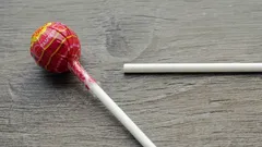 Wozu dient dieses zusätzliche Loch im Lolli-Stiel?