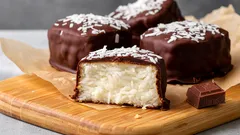 Hausgemachtes „Bounty“-Dessert ohne Zuckerzusatz – ein einfaches und leckeres Rezept für alle, die auf ihre Figur achten